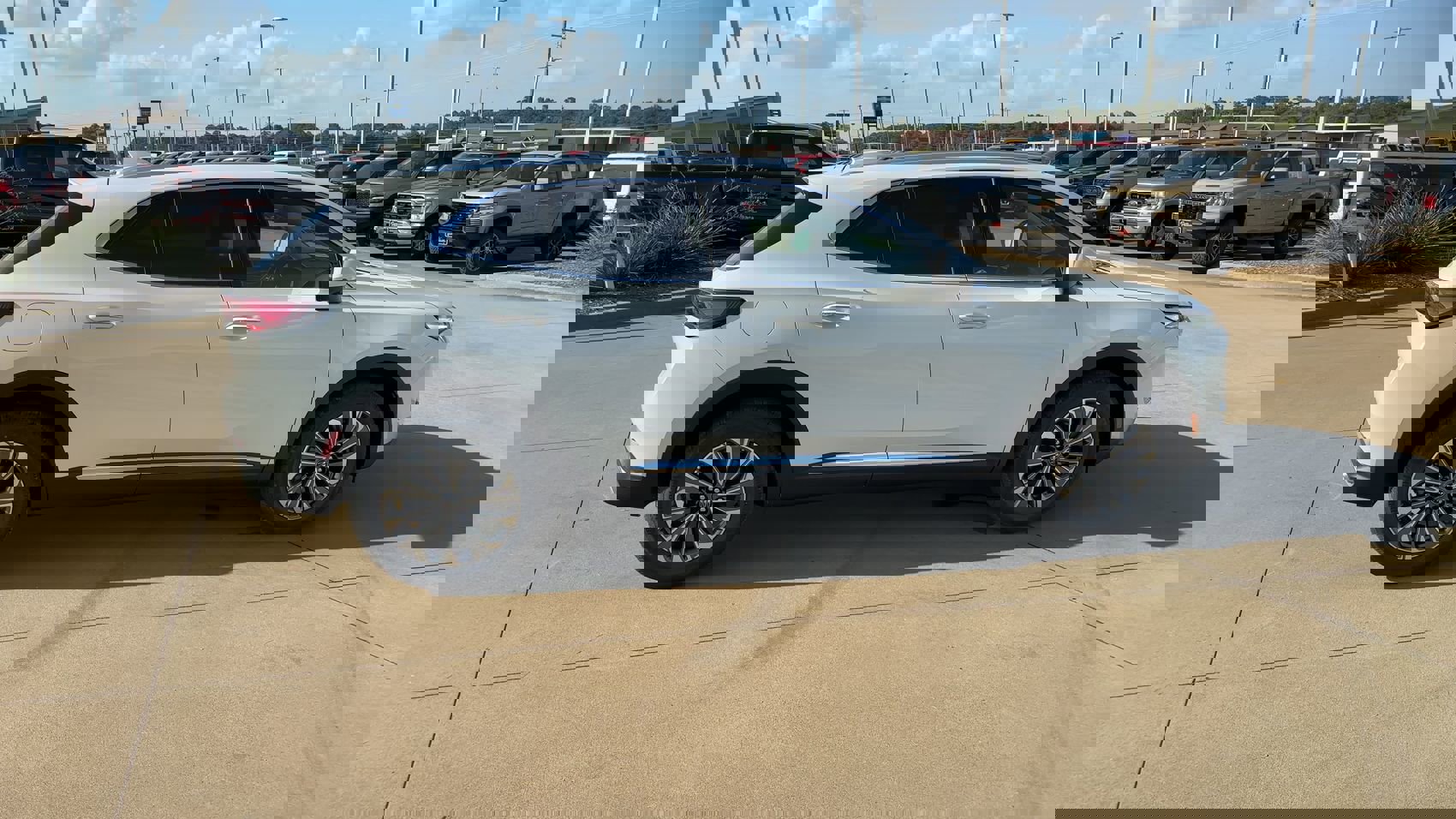 New 2025 Buick Envision Preferred image 9