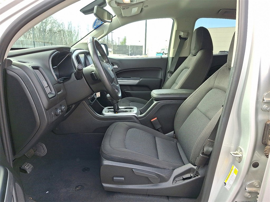 Used 2019 Chevrolet Colorado LT w/ LT Convenience Package image 16