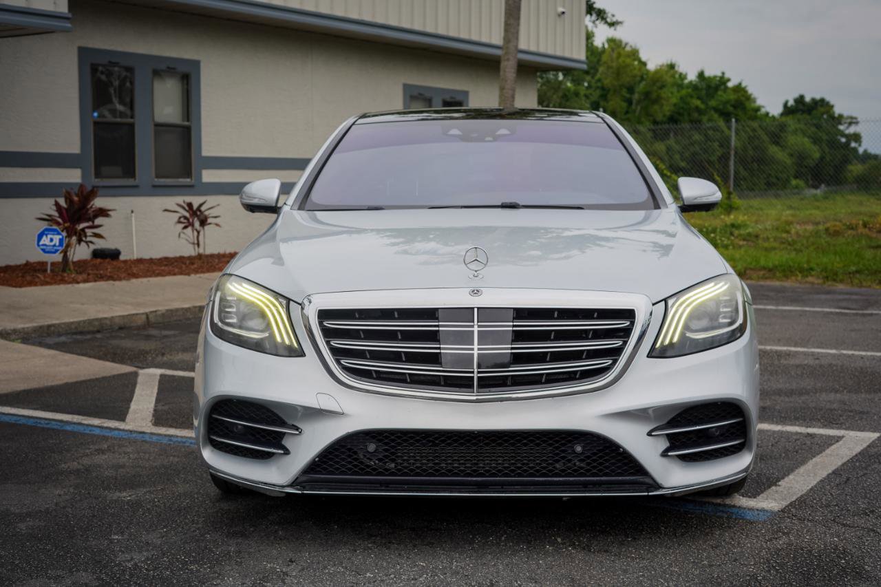 Used 2018 Mercedes-Benz S 560 Sedan image 2