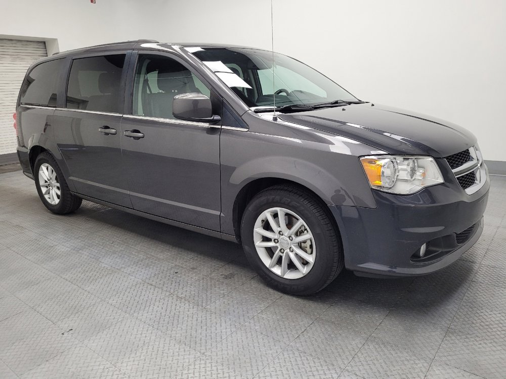 Used 2019 Dodge Grand Caravan SXT image 11