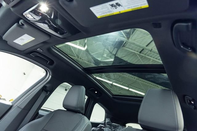 New 2026 BMW X1 xDrive28i w/ Technology Package image 16