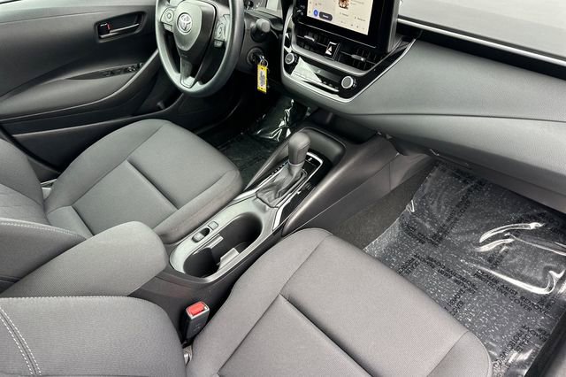 Used 2025 Toyota Corolla LE image 14