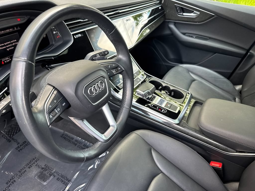 Used 2023 Audi Q7 2.0T Premium Plus AWD/4WD image 11
