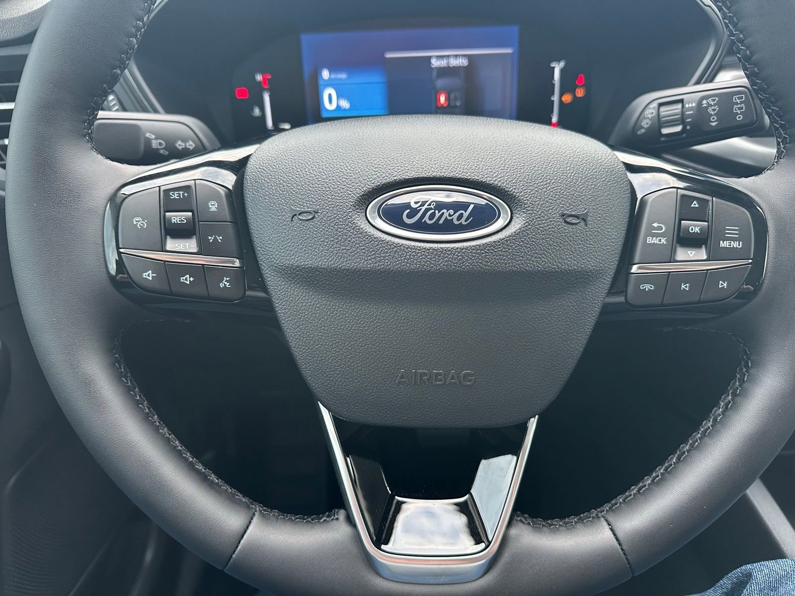 New 2025 Ford Escape SE image 13