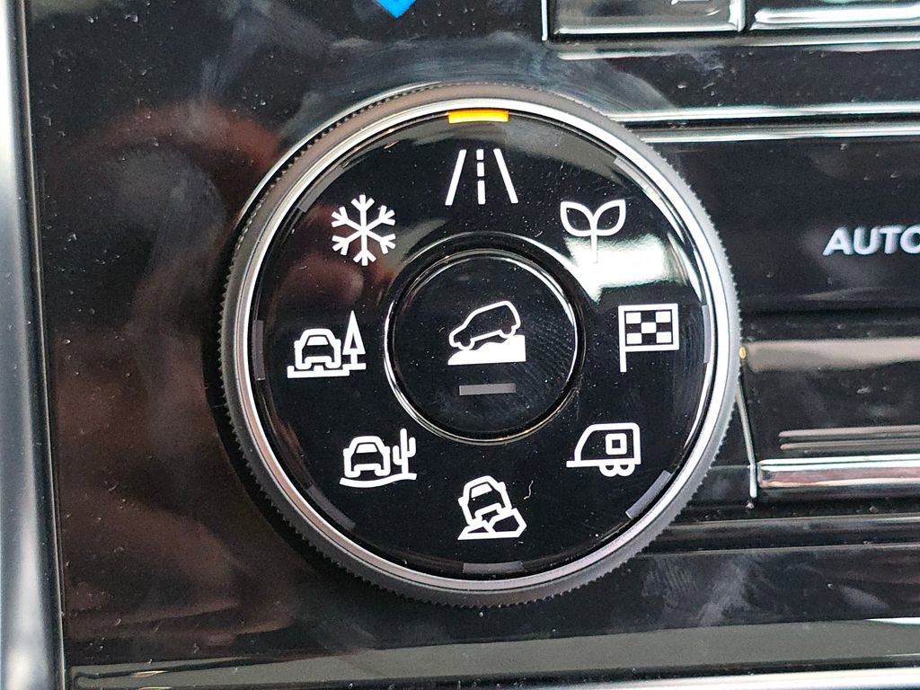 New 2025 Nissan Armada PRO-4X w/ Pro-4X Premium Package image 10