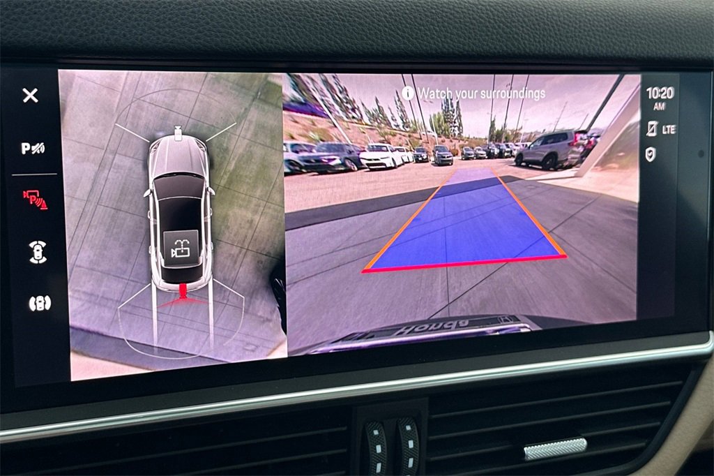 Used 2023 Porsche Cayenne Platinum Edition image 23