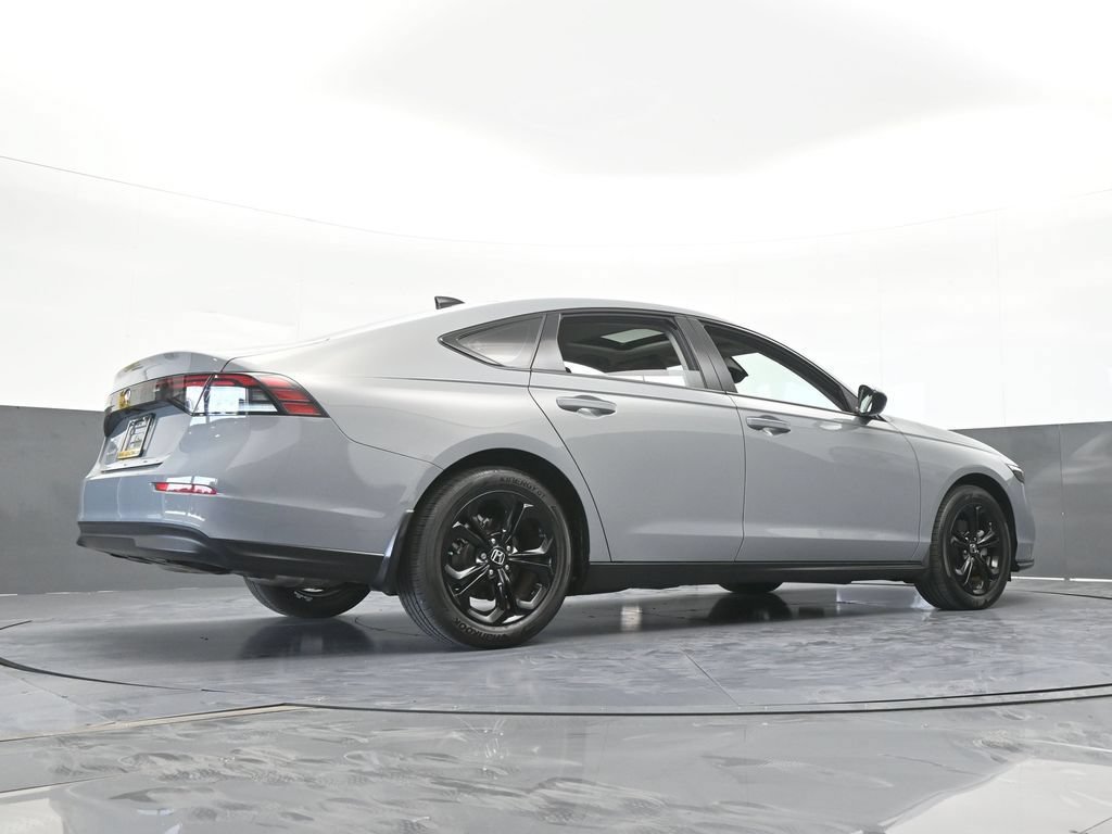 Used 2025 Honda Accord SE image 58