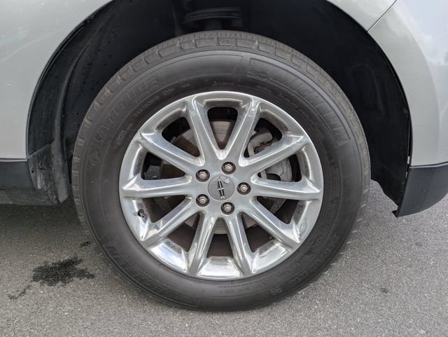 Used 2014 Lincoln MKX AWD w/ Equipment Group 102A image 11