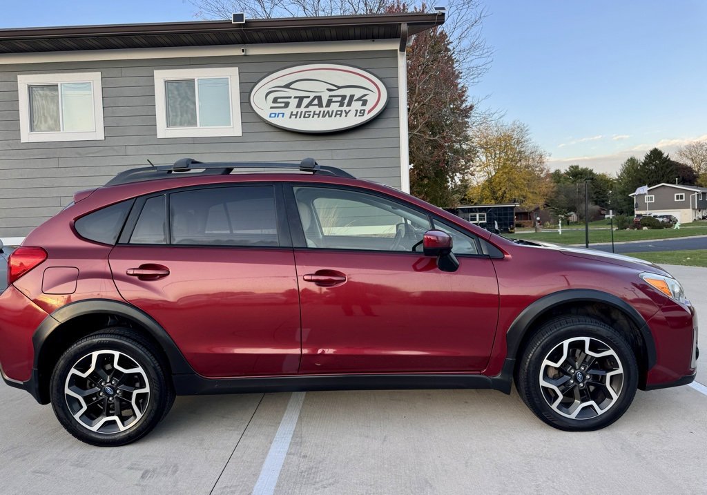 Used 2016 Subaru Crosstrek 2.0i Premium image 1