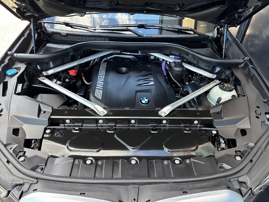 Certified 2024 BMW X5 xDrive40i w/ Premium Package AWD/4WD image 23