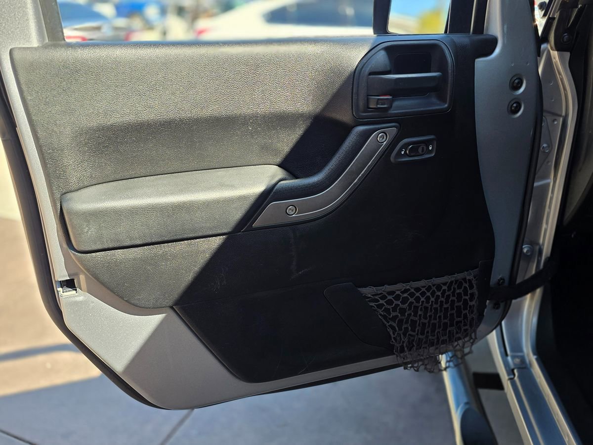Used 2013 Jeep Wrangler Unlimited Sport AWD/4WD image 30