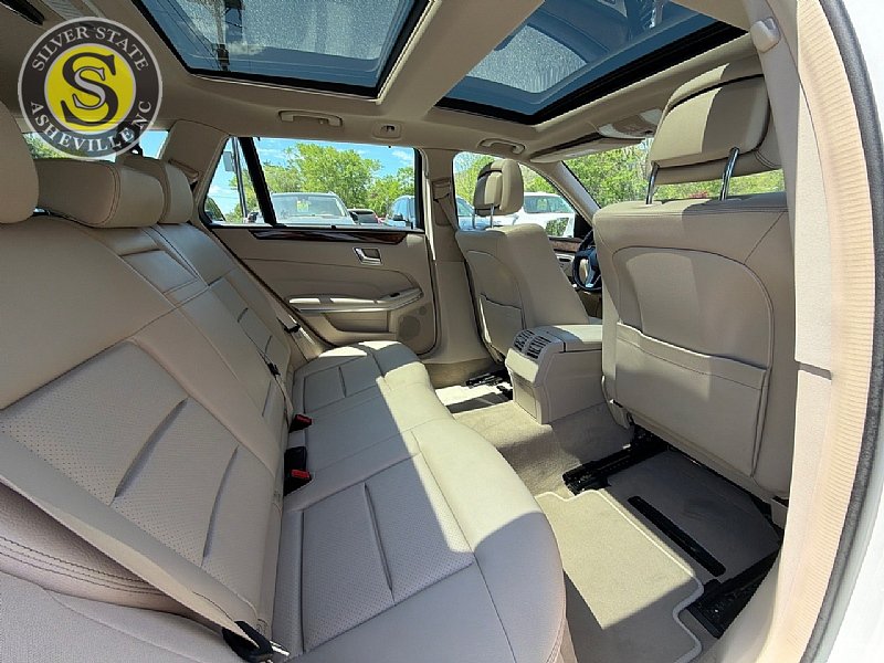 Used 2016 Mercedes-Benz E 350 4MATIC Wagon w/ Premium Package image 18