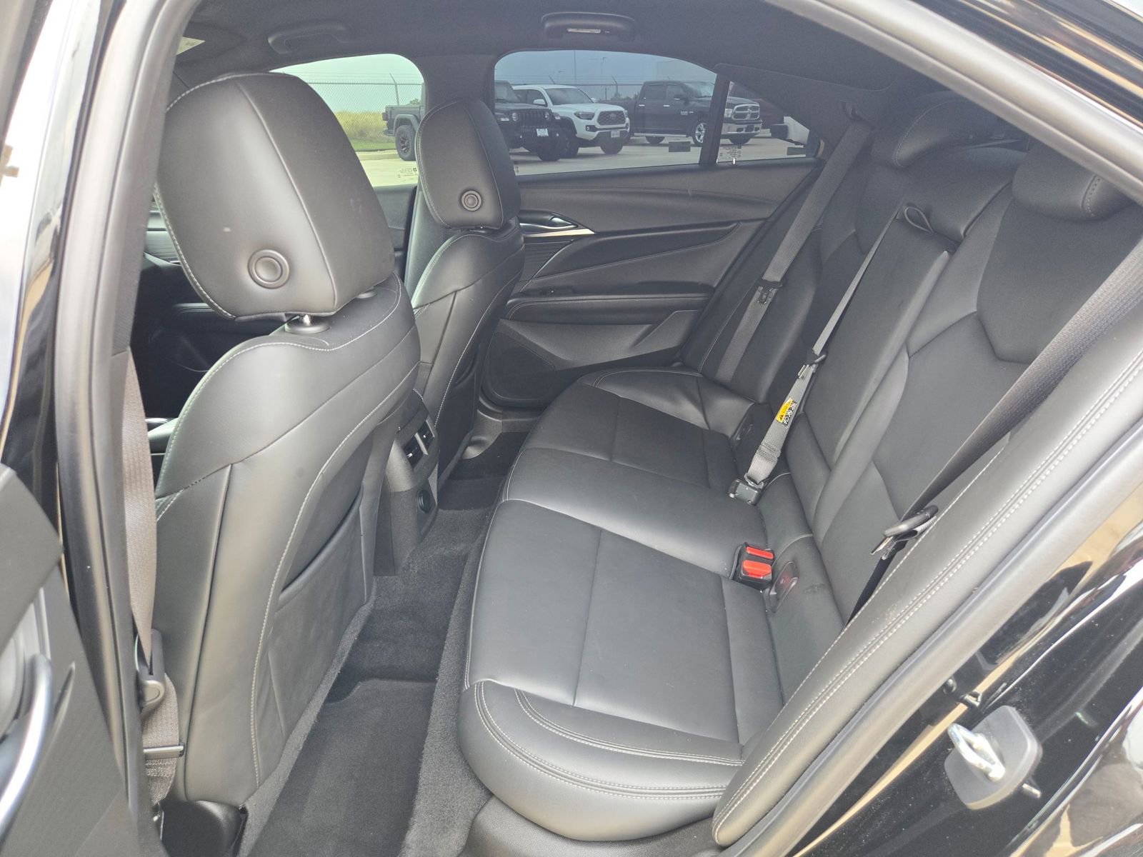 Used 2023 Cadillac CT4 Luxury RWD image 13