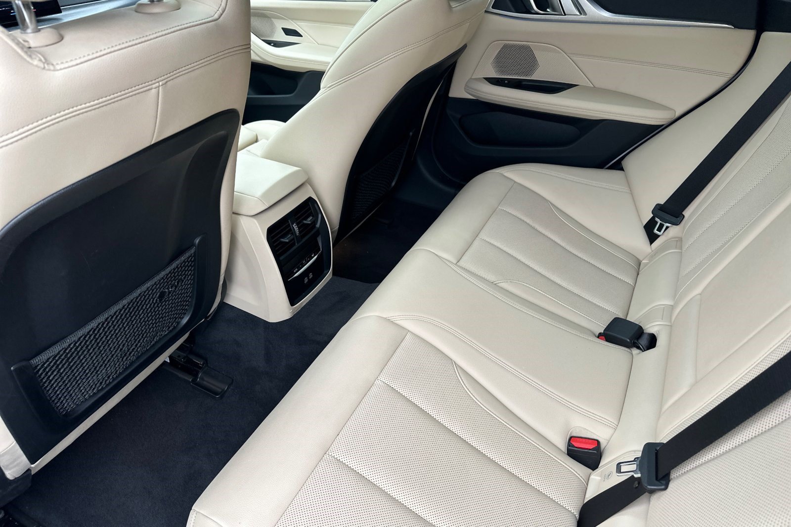 Certified 2023 BMW i4 eDrive40 w/ Premium Package RWD image 24