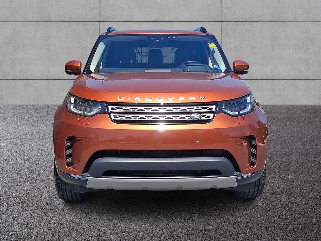 Used 2018 Land Rover Discovery HSE Luxury AWD/4WD image 2
