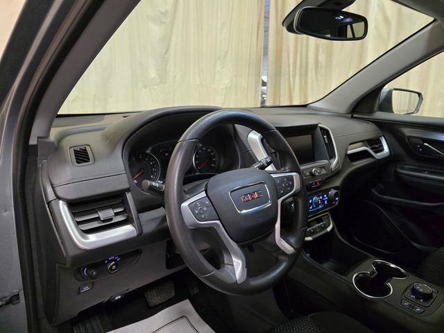 Used 2023 GMC Terrain SLE w/ Driver Convenience Package image 15