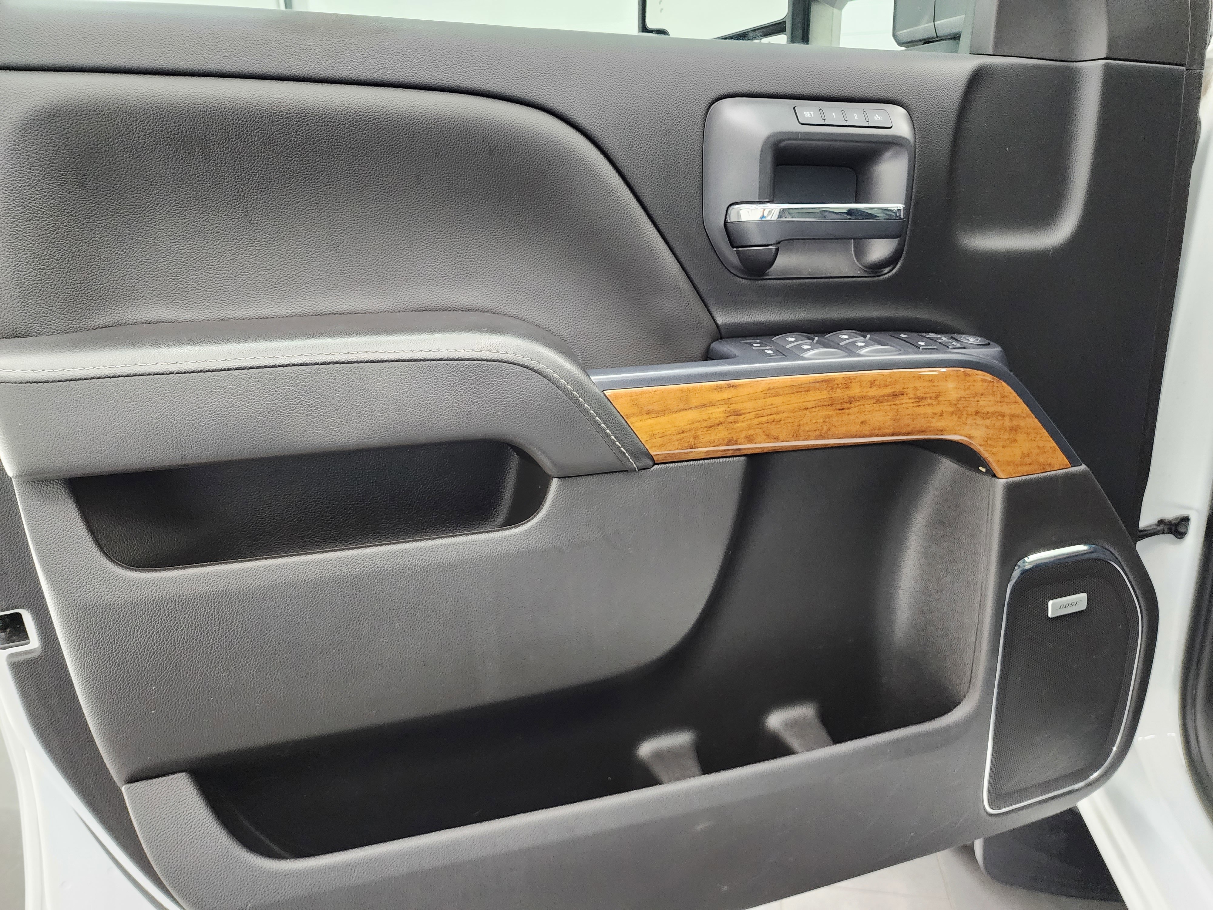 Used 2018 Chevrolet Silverado 3500 High Country w/ Duramax Plus Package image 37