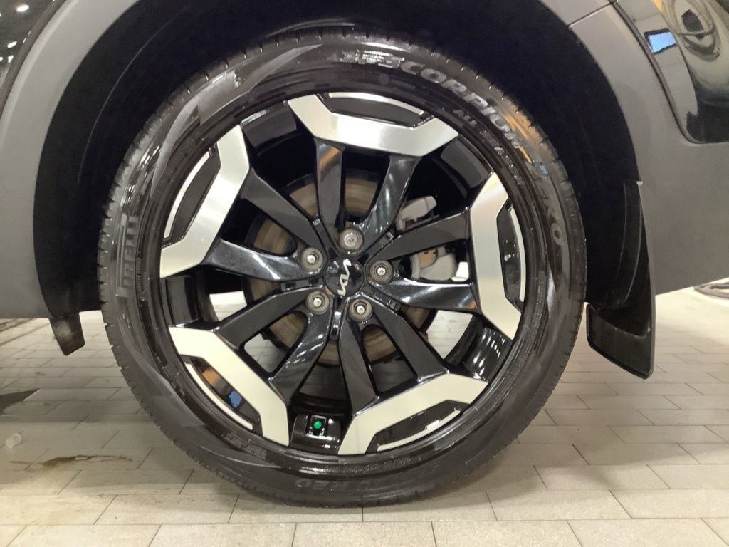 Certified 2023 Kia Telluride S w/ S Sunroof Package image 30