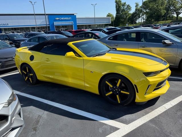 Used 2018 Chevrolet Camaro LT RWD image 4