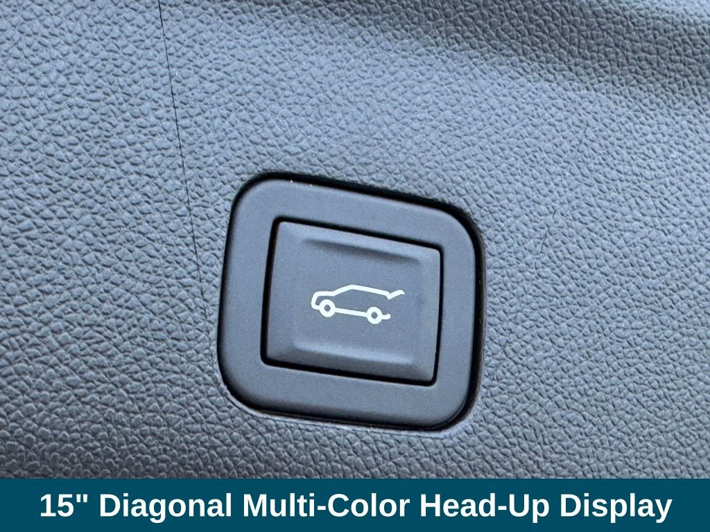 Used 2025 GMC Yukon AT4 w/ AT4 Premium Package image 35