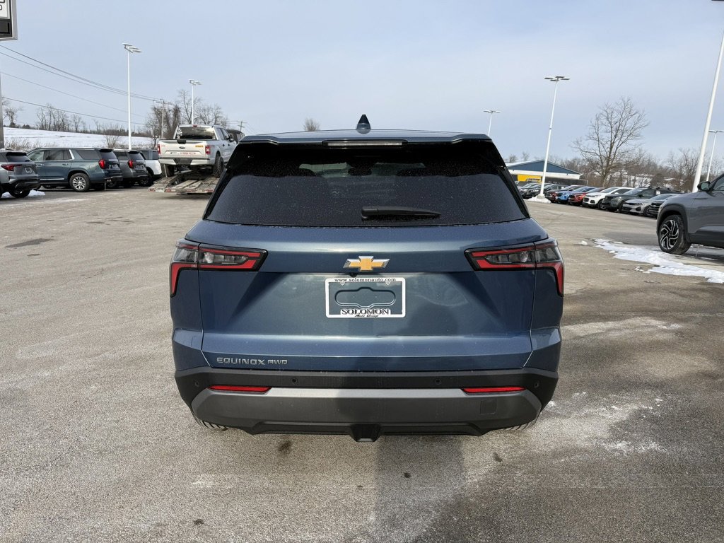 New 2026 Chevrolet Equinox LT image 4