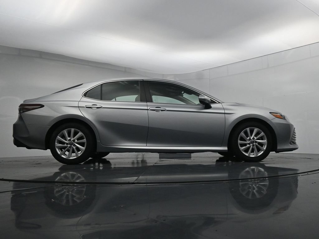 Used 2023 Toyota Camry LE FWD image 39