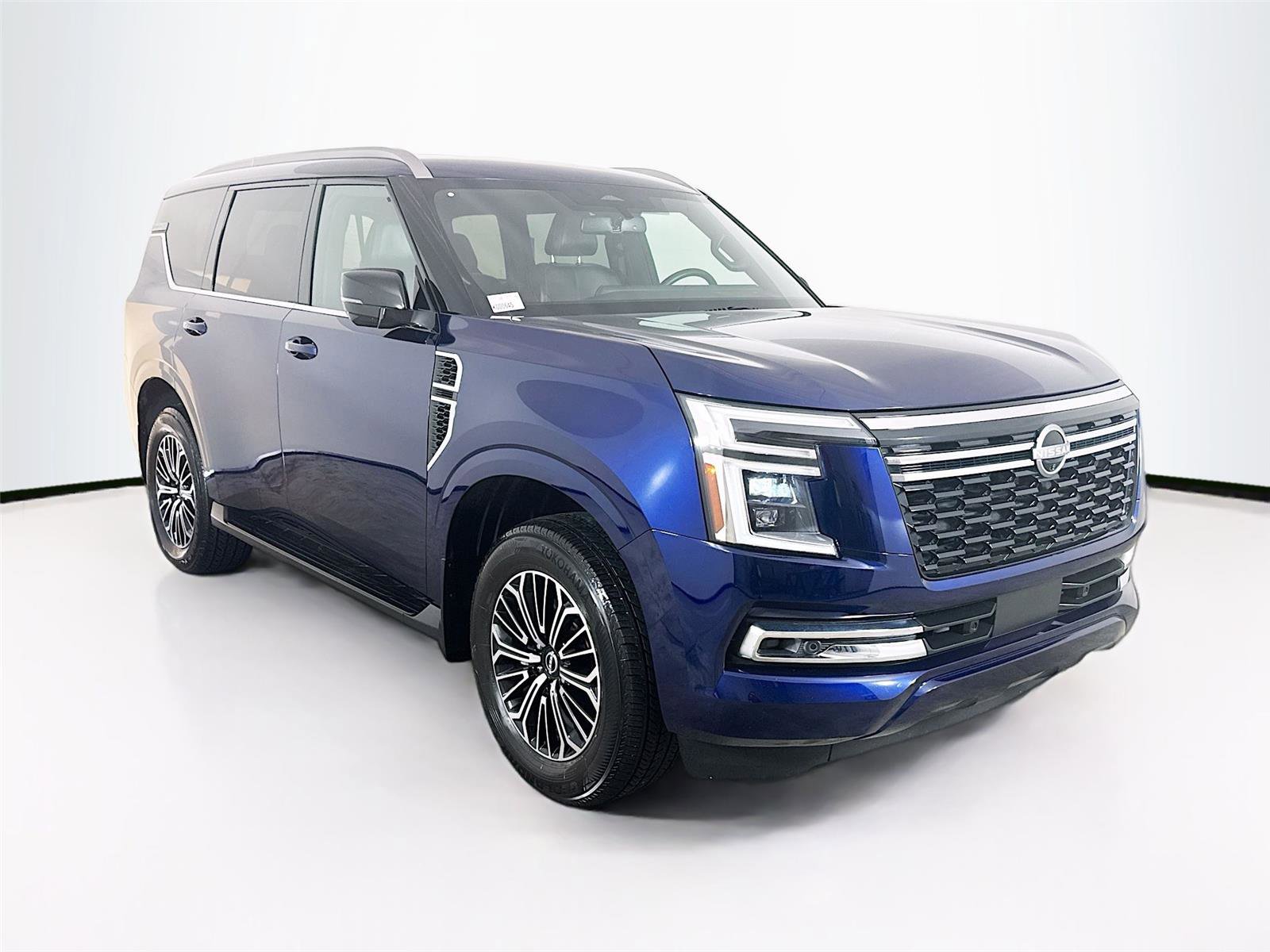 Used 2025 Nissan Armada SL w/ Captain's Chari Seat Package image 38