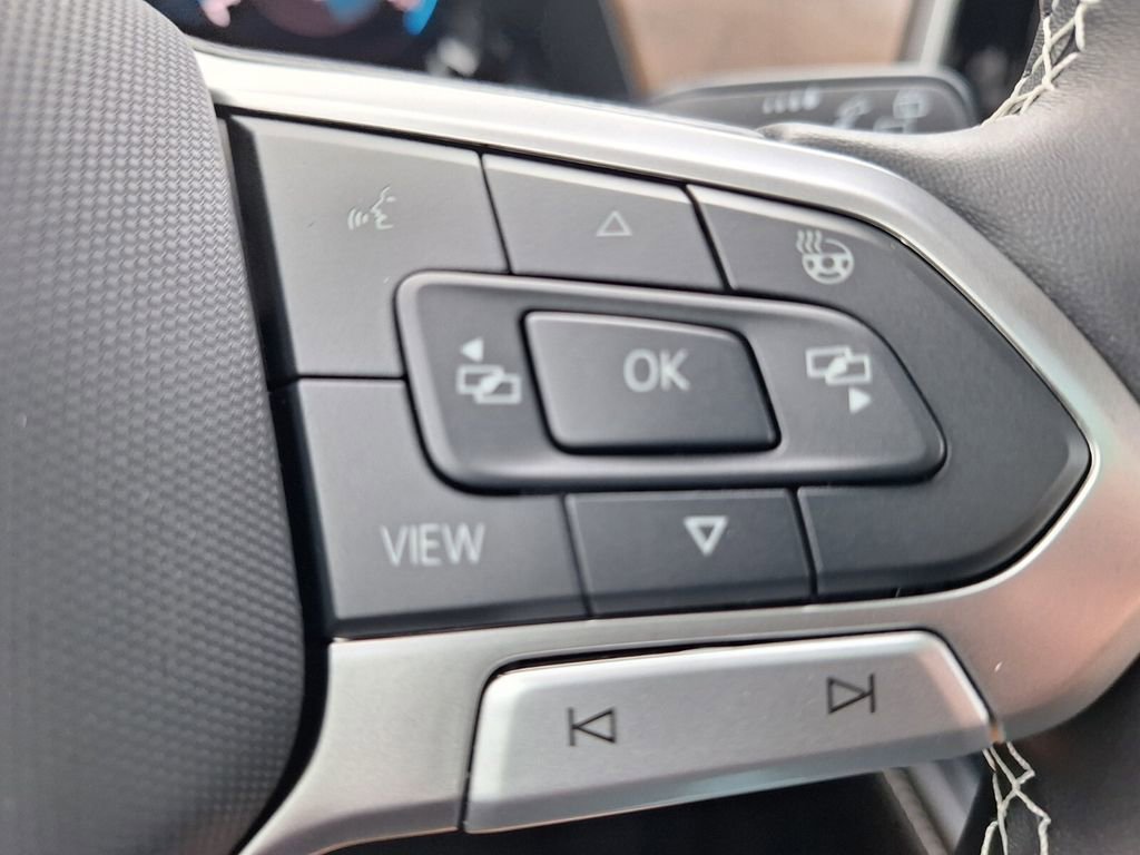 New 2026 Volkswagen Atlas SE image 14