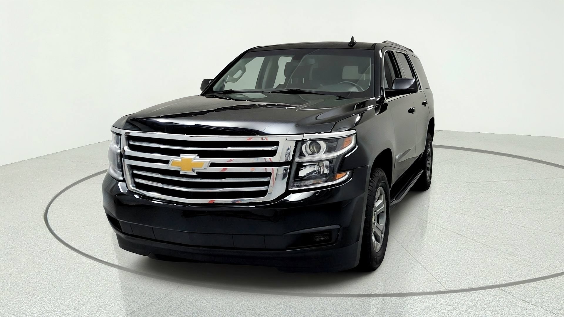 Used 2019 Chevrolet Tahoe LS AWD/4WD image 8