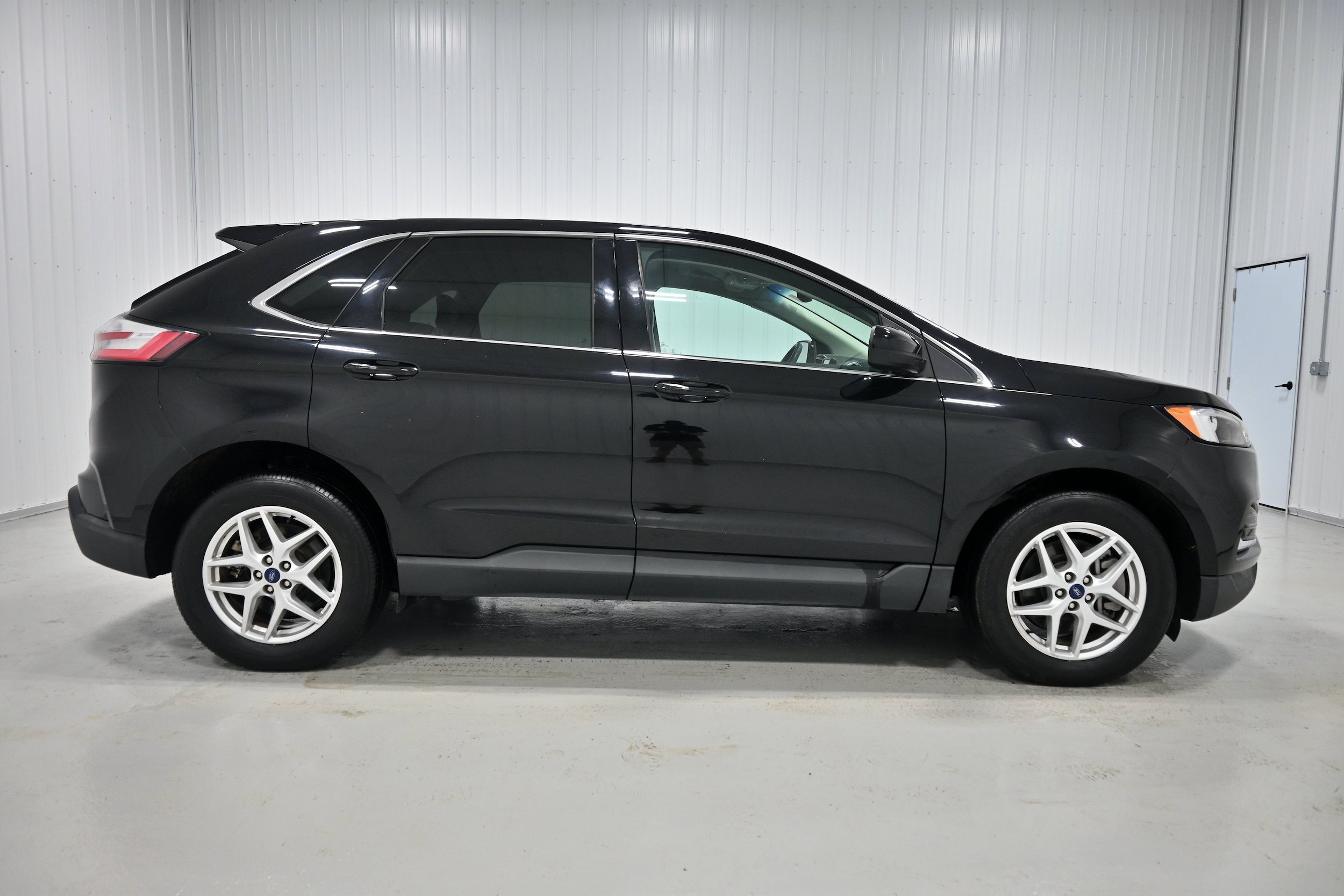 Used 2022 Ford Edge SEL AWD/4WD image 30