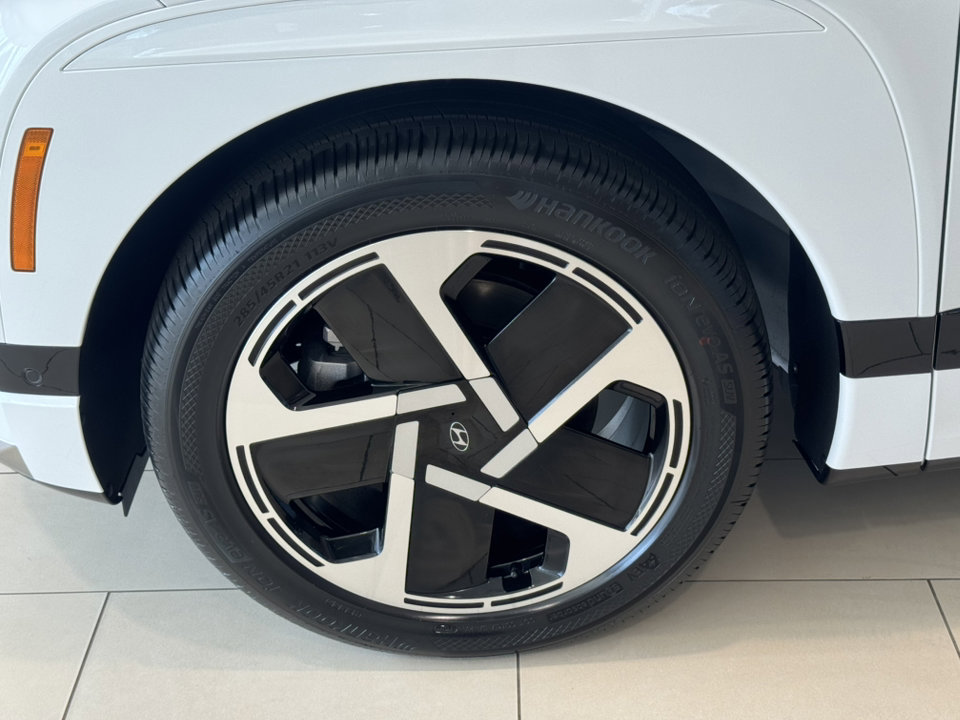 New 2026 Hyundai Ioniq 9 Calligraphy image 11