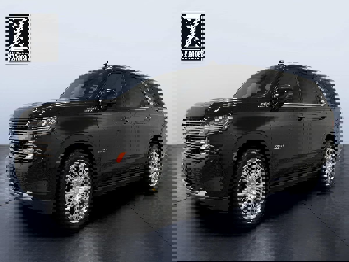 Used 2024 Chevrolet Tahoe High Country image 3