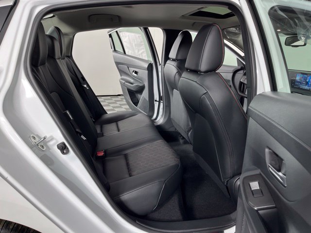 New 2027 Nissan Sentra SR w/ SR Premium Package FWD image 46