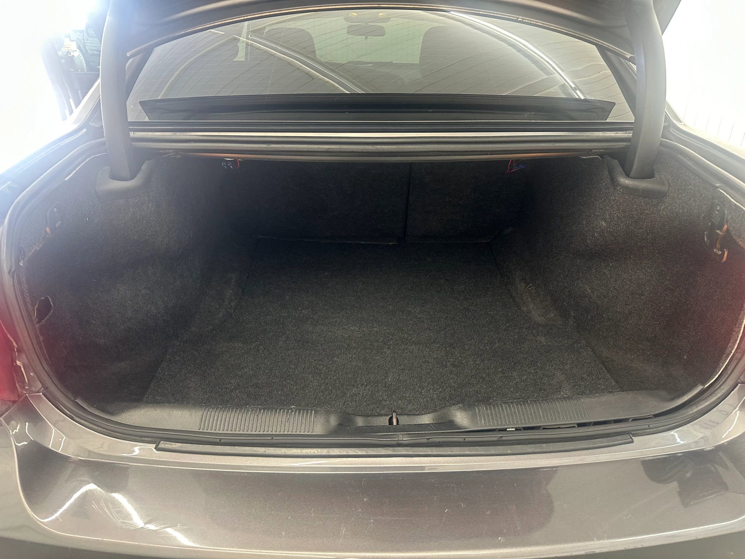 Used 2014 Dodge Charger SE image 10