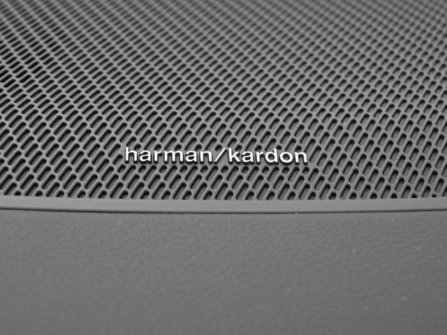 Used 2023 Volvo S60 B5 Ultimate image 21