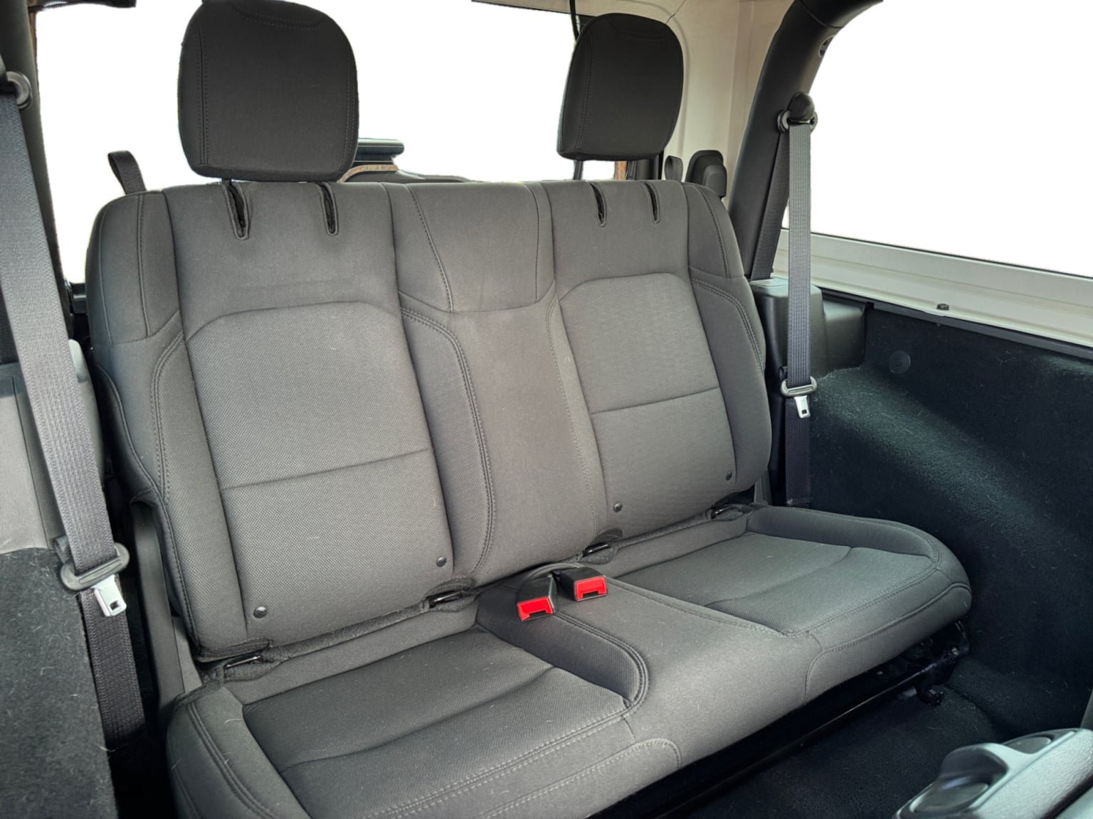Used 2022 Jeep Wrangler Sport AWD/4WD image 18