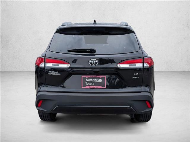 Certified 2022 Toyota Corolla Cross LE image 6