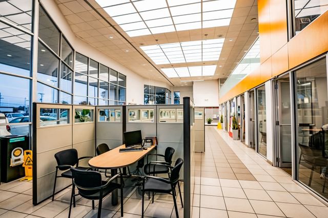 Used 2024 RAM 2500 Laramie w/ Safety Group image 18