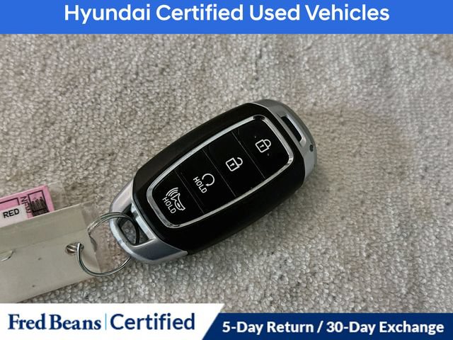 Certified 2025 Hyundai Venue SEL FWD image 30