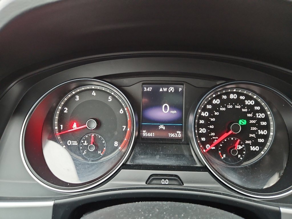 Used 2021 Volkswagen Atlas Cross Sport SE w/ Panoramic Sunroof Package image 21