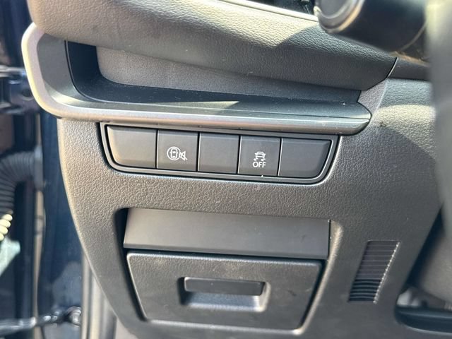 Used 2024 MAZDA MAZDA3 s FWD image 25