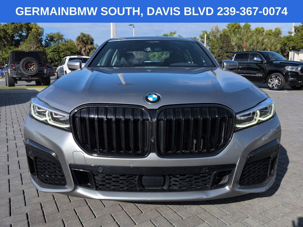 Used 2022 BMW 740i xDrive w/ M Sport Package AWD/4WD image 10