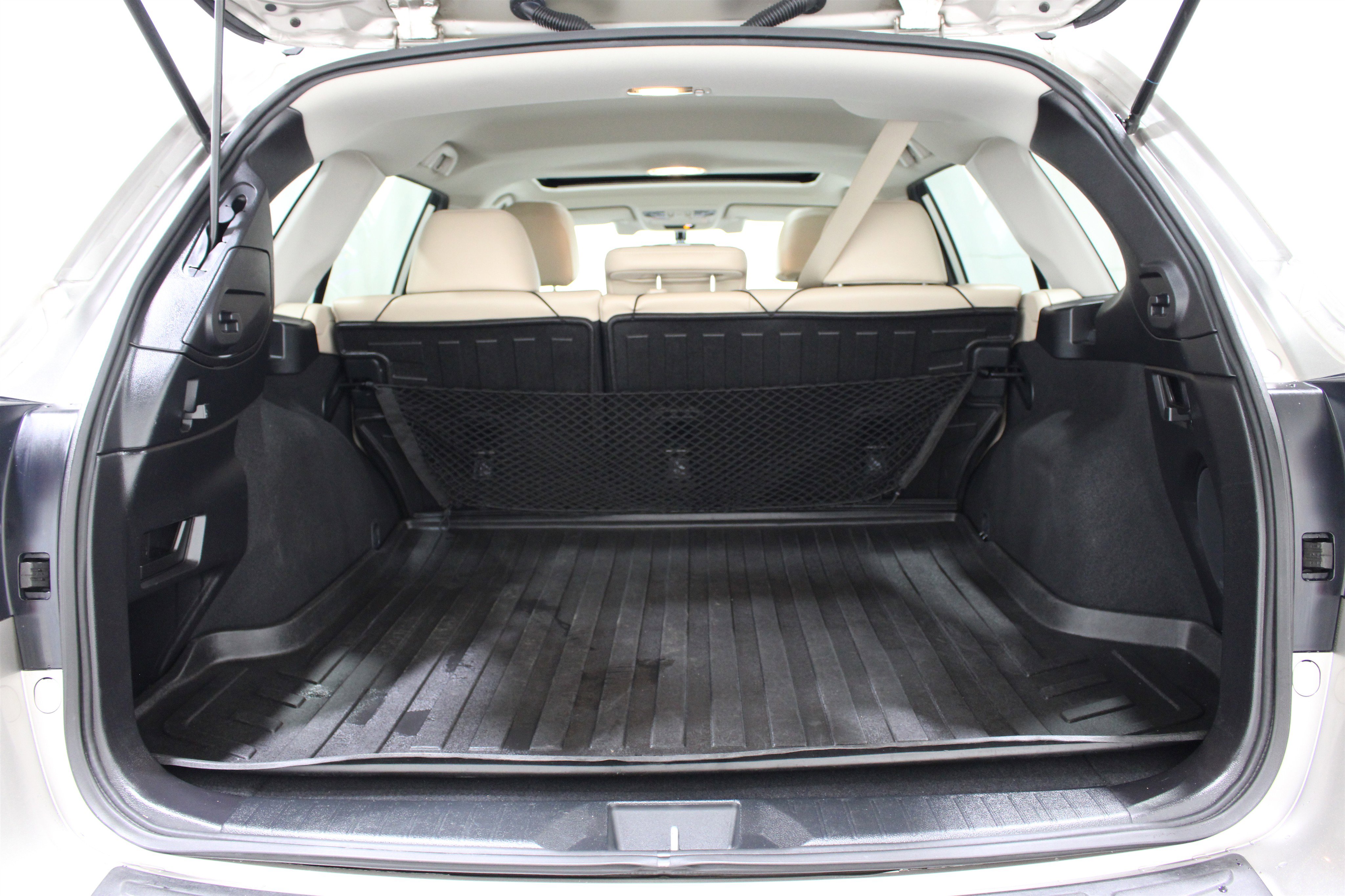 Used 2017 Subaru Outback 3.6R Limited image 24