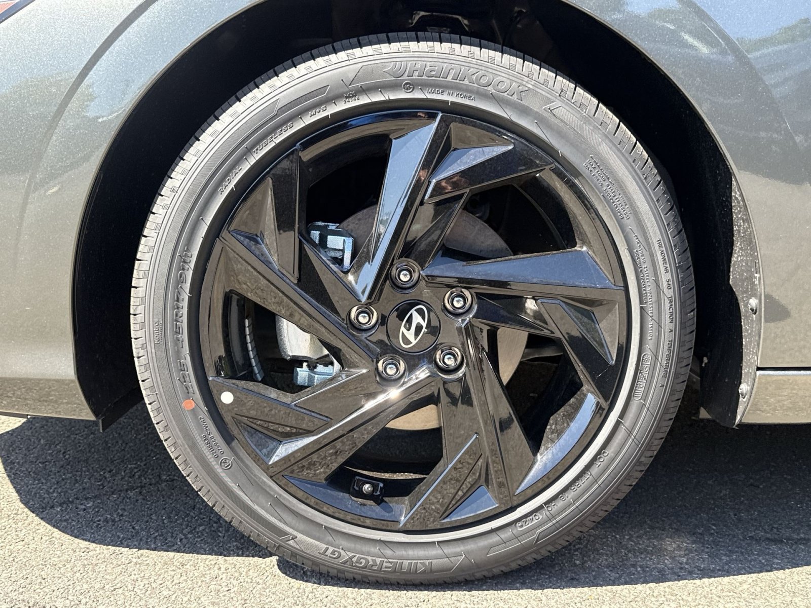New 2026 Hyundai Elantra SEL Sport Premium FWD image 12