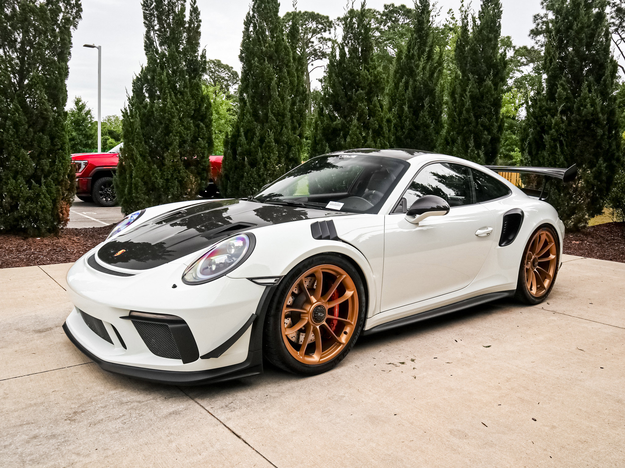 Used 2019 Porsche 911 GT3 RS w/ Weissach Package RWD image 7