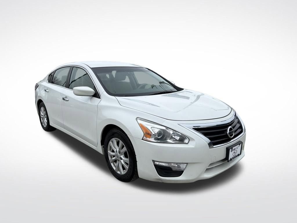 Used 2014 Nissan Altima 2.5 S w/ Sport Value Package video 2
