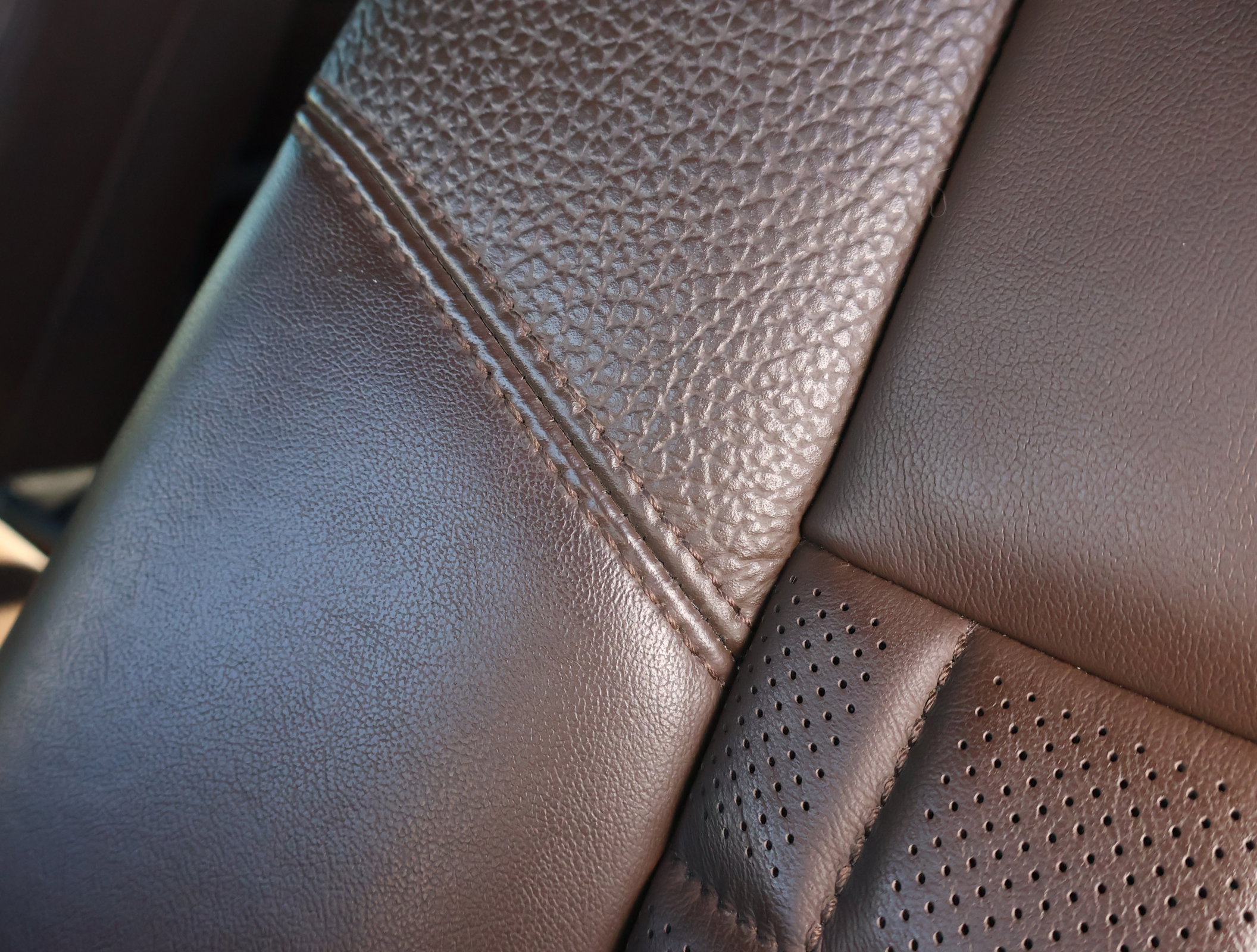 Used 2021 Nissan Titan Platinum Reserve w/ Off Road Protection Package image 13