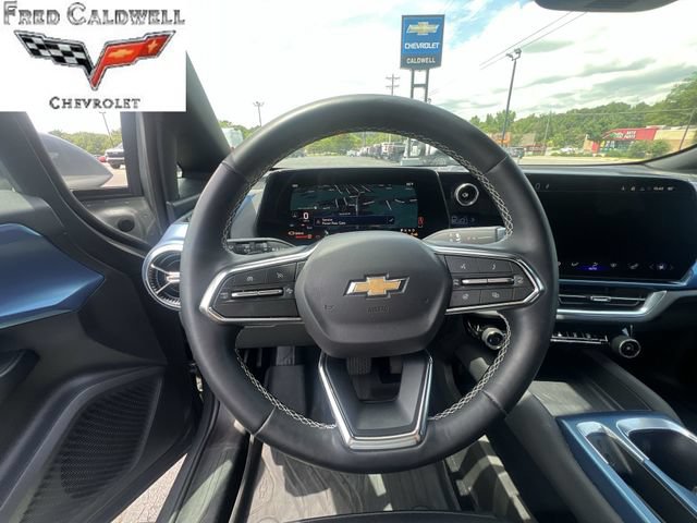 Used 2024 Chevrolet Equinox EV LT FWD image 17