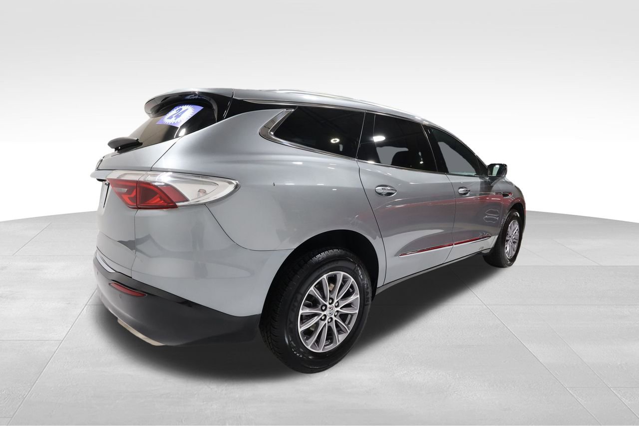 Used 2024 Buick Enclave Premium image 4