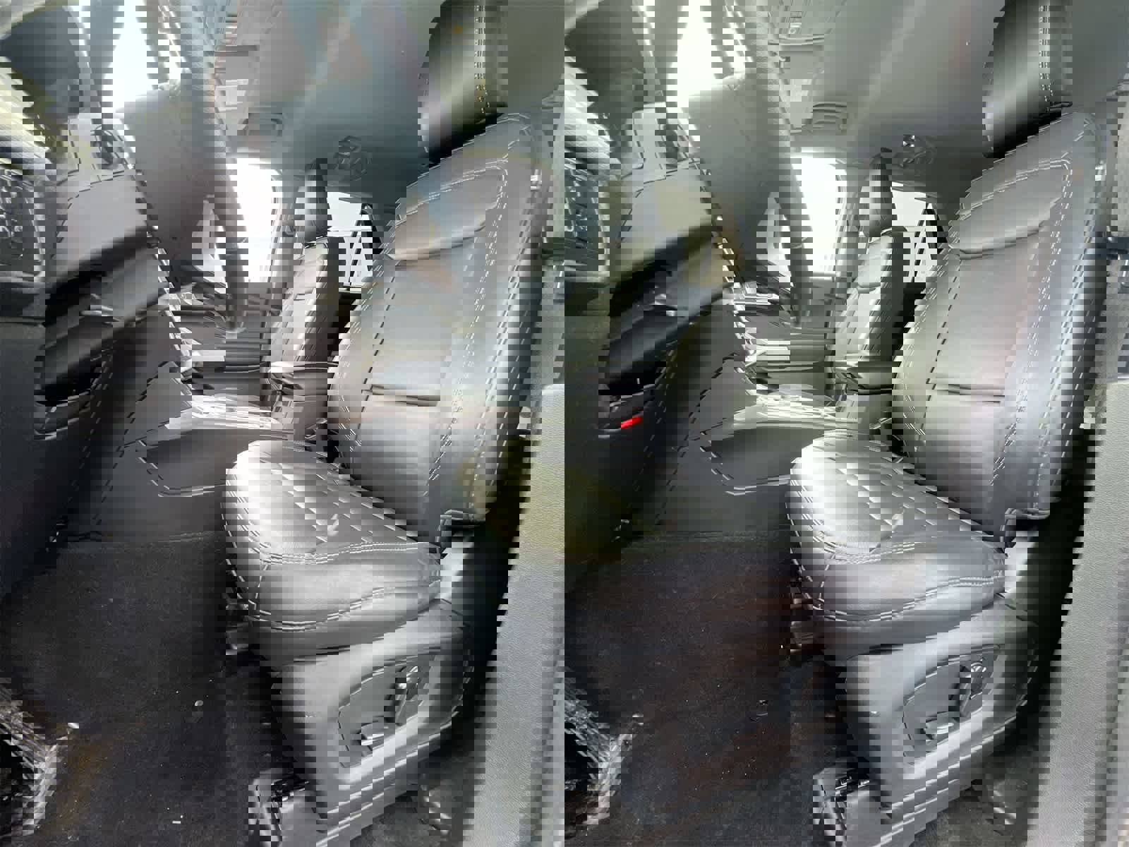 Used 2023 Ford Explorer XLT w/ Equipment Group 202A image 16